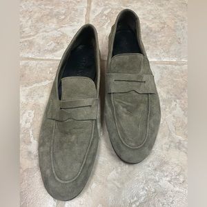 Size 38 M. Gemi ultra soft suede loafers in gray color